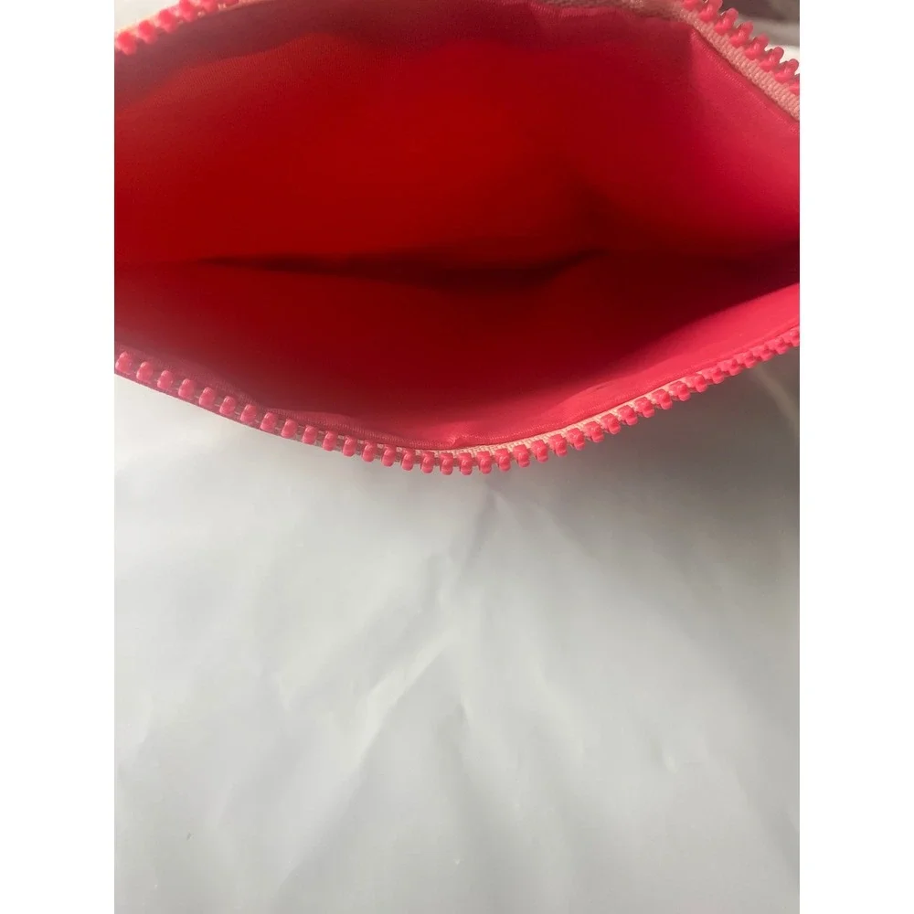 Ipsy Makeup Bag Pink Lips Kisses Print Zipper Pouch Cosmetic Travel Case NN25